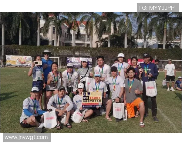 西安飞盘队在极限运动联赛中以98分稳居榜首展现强劲实力